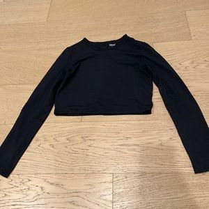 Girlfriend collective, size small, long sleeve cropped tee